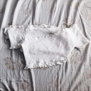 ❌SOLD ON MERC❌ Agaci white crop top